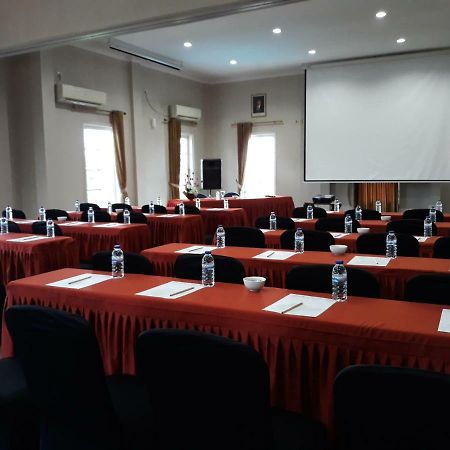 Villa Country Residence Surabaya Kültér fotó