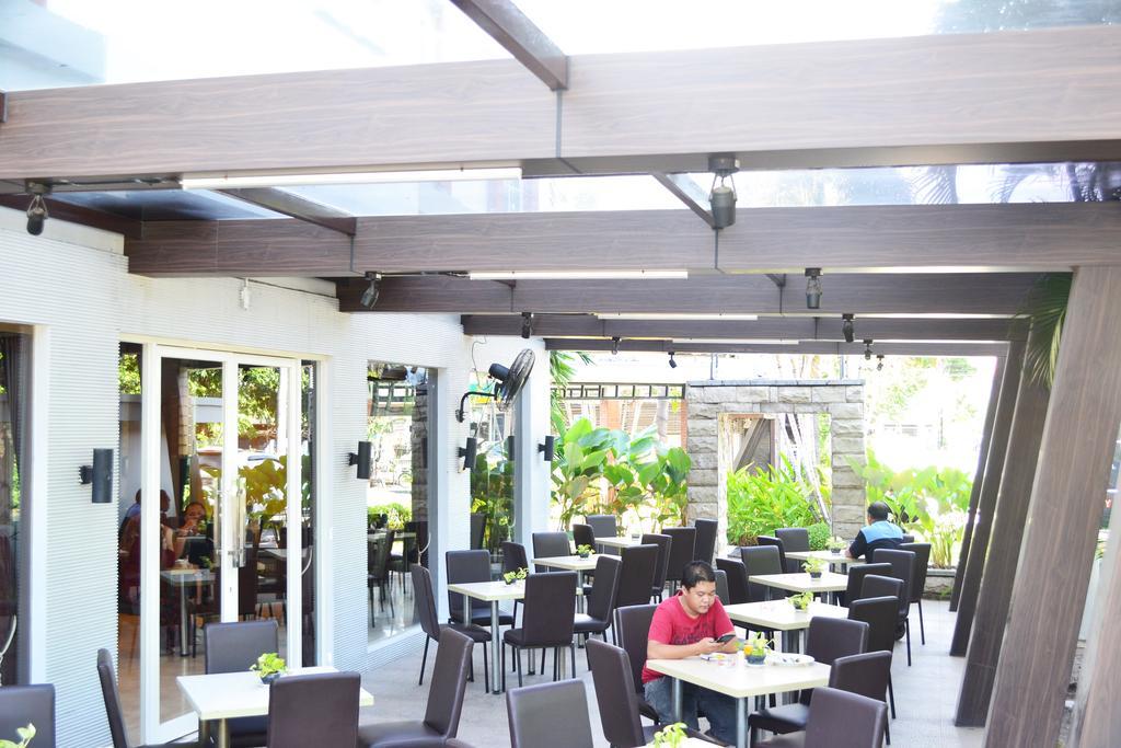 Villa Country Residence Surabaya Kültér fotó