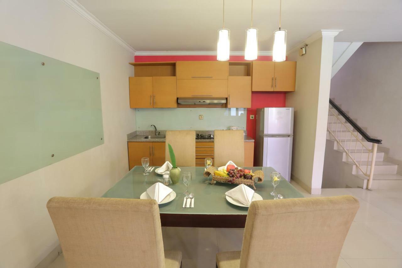Villa Country Residence Surabaya Kültér fotó